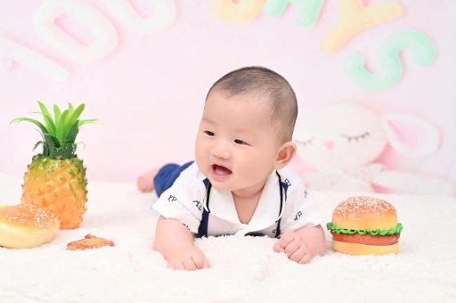 河南两岁宝宝晚上哭